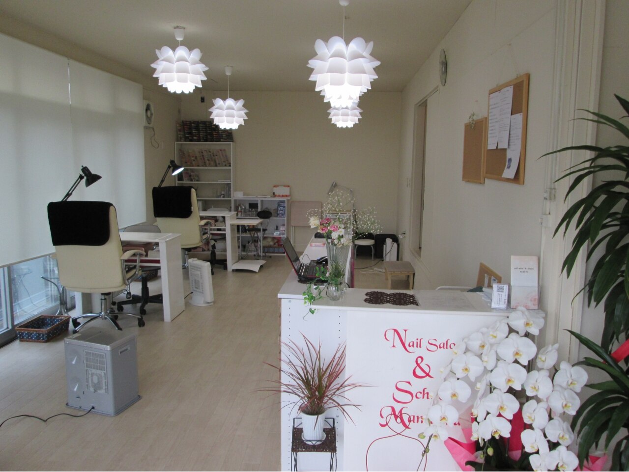 ネイルサロンアンドスクール マミール 一ノ割店(Nail Salon & School mami ru)の紹介画像